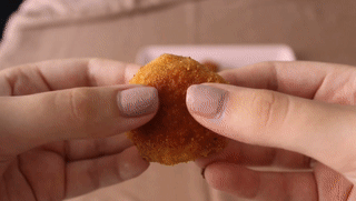 mylifeascoeliac - nugget senza glutine 1.gif